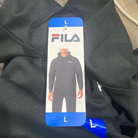 FILA logo hoodie in navy. Men’s S. 55/45 cotton/poly. Like new condition. Sharp! - Picture 4 of 8